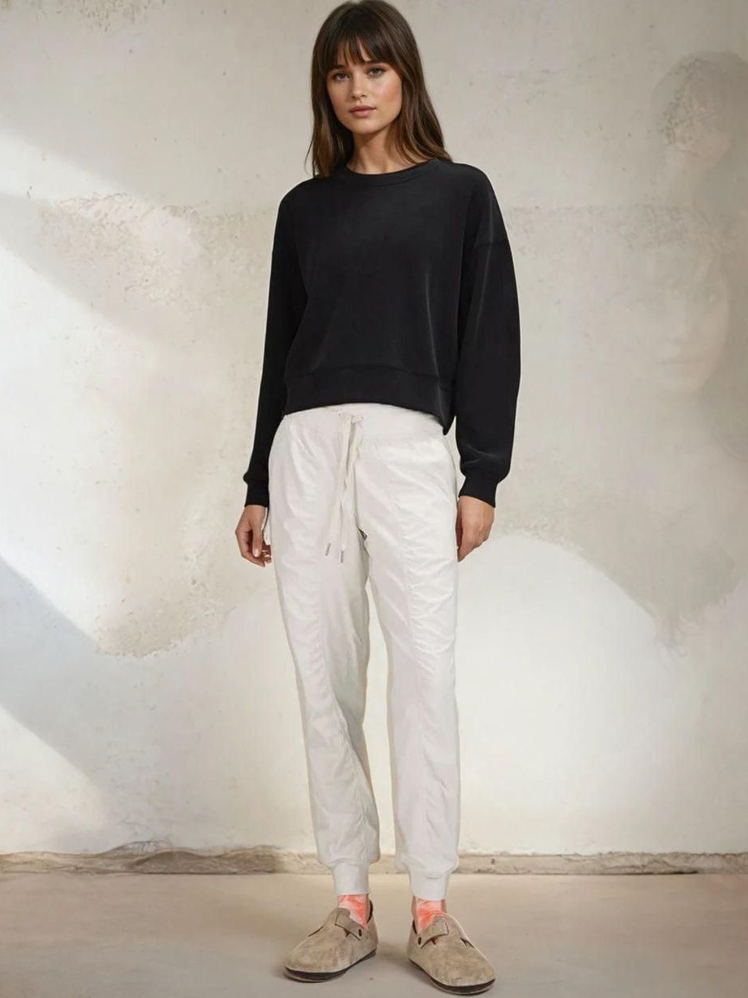 Kotty Women Full Sleeve Solid Sweatshirt