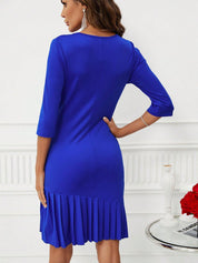 Kotty Women Solid V-Neck Three-Quarter Sleeves A-Line Dress