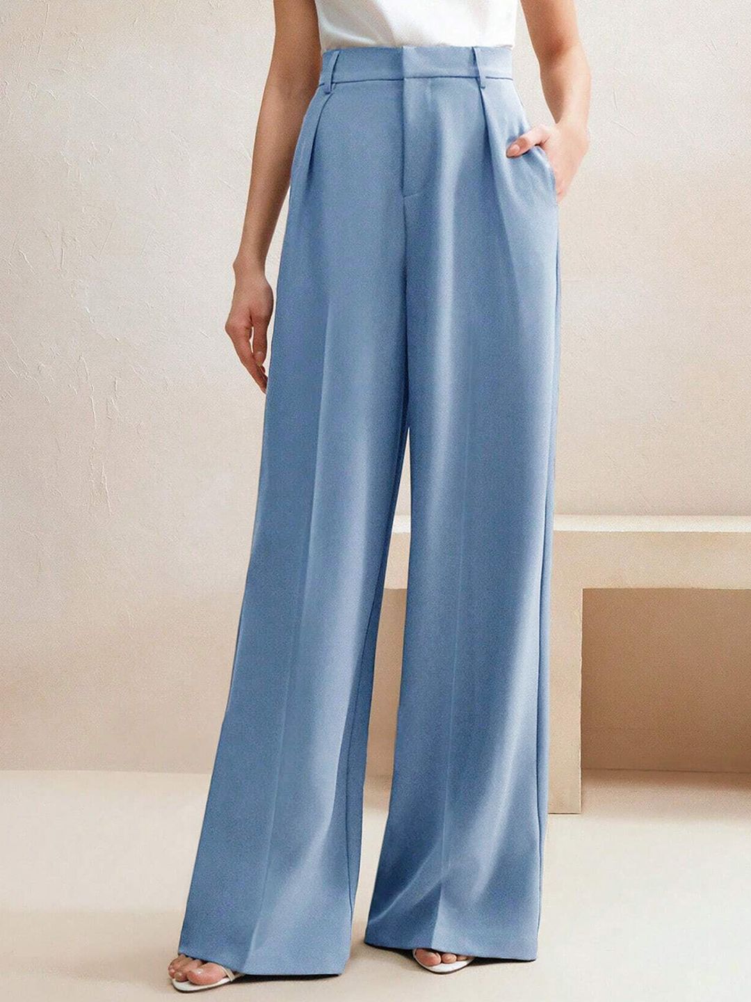 Kotty Women Relaxed Fit High-Rise Easy Wash Pleated Trousers
