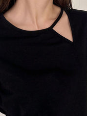 Kotty Women Round Neck Short Sleeves Top With Cut Out Details