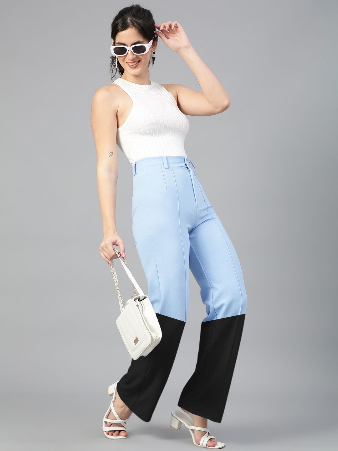 Kotty Women Colourblocked High-Rise Pleated Regular Trousers