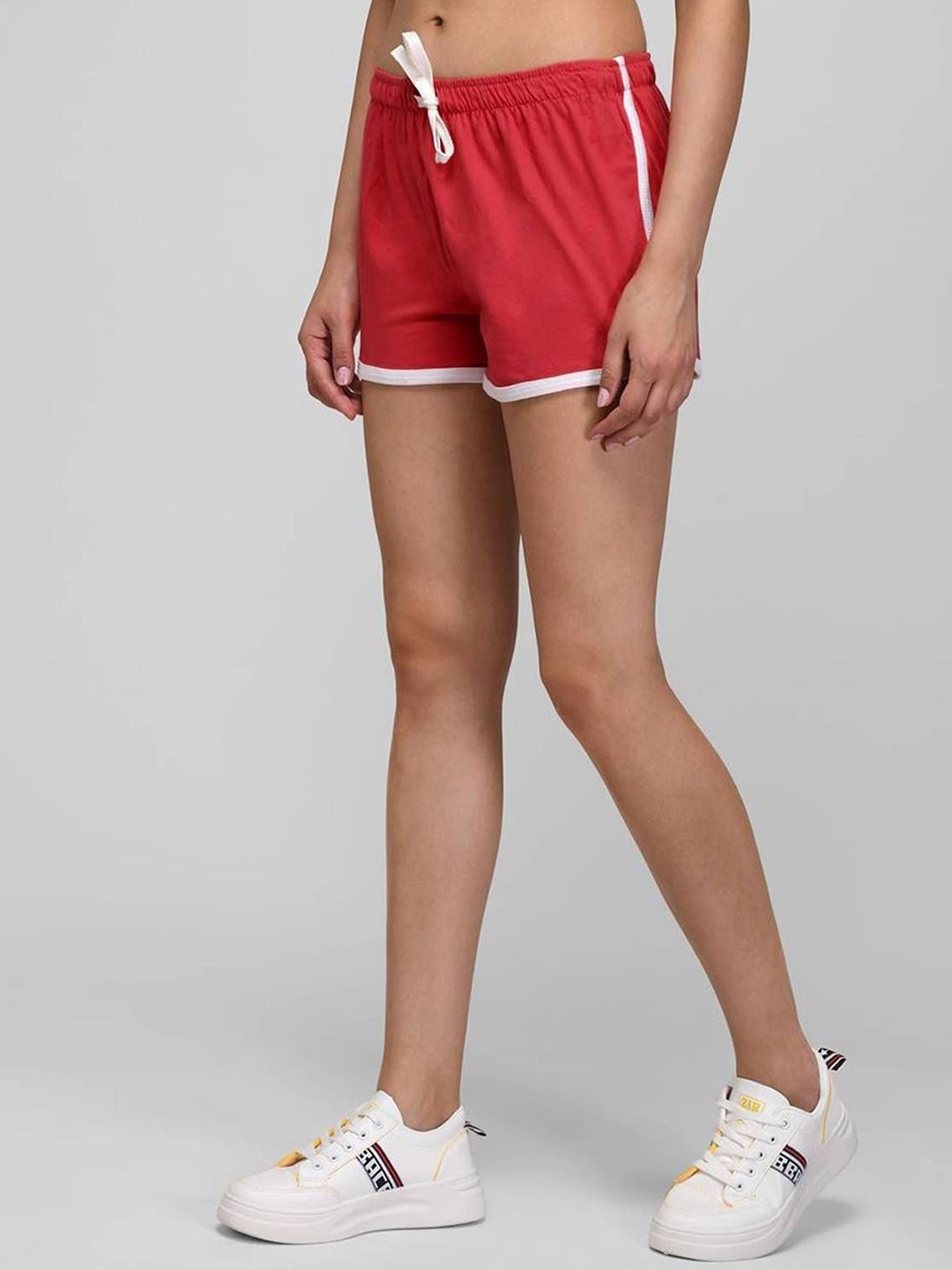 Kotty Women Yoga Solid Relaxed Fit Mid-Rise Above Knee Sports Shorts