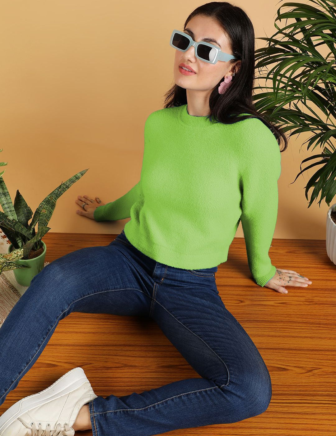 Kotty Women Round Neck Pullover