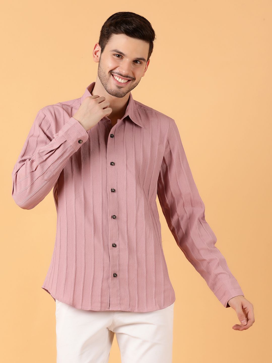 Kotty Men Relaxed Spread Collar Textured Cotton Casual Shirt