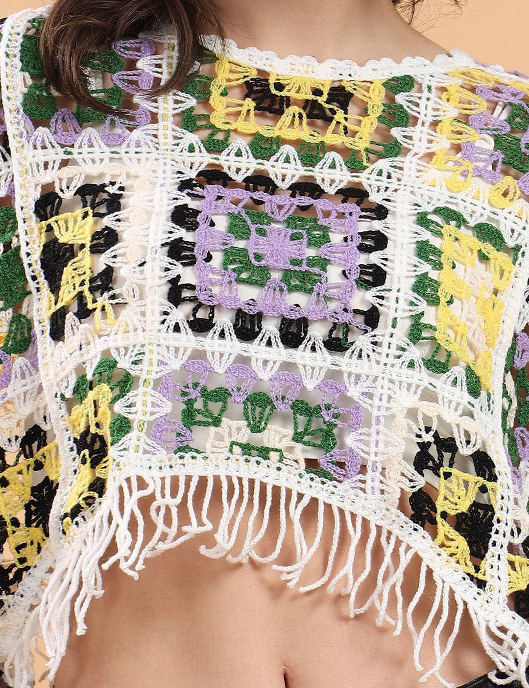 Kotty Round Neck Regular Crop Top