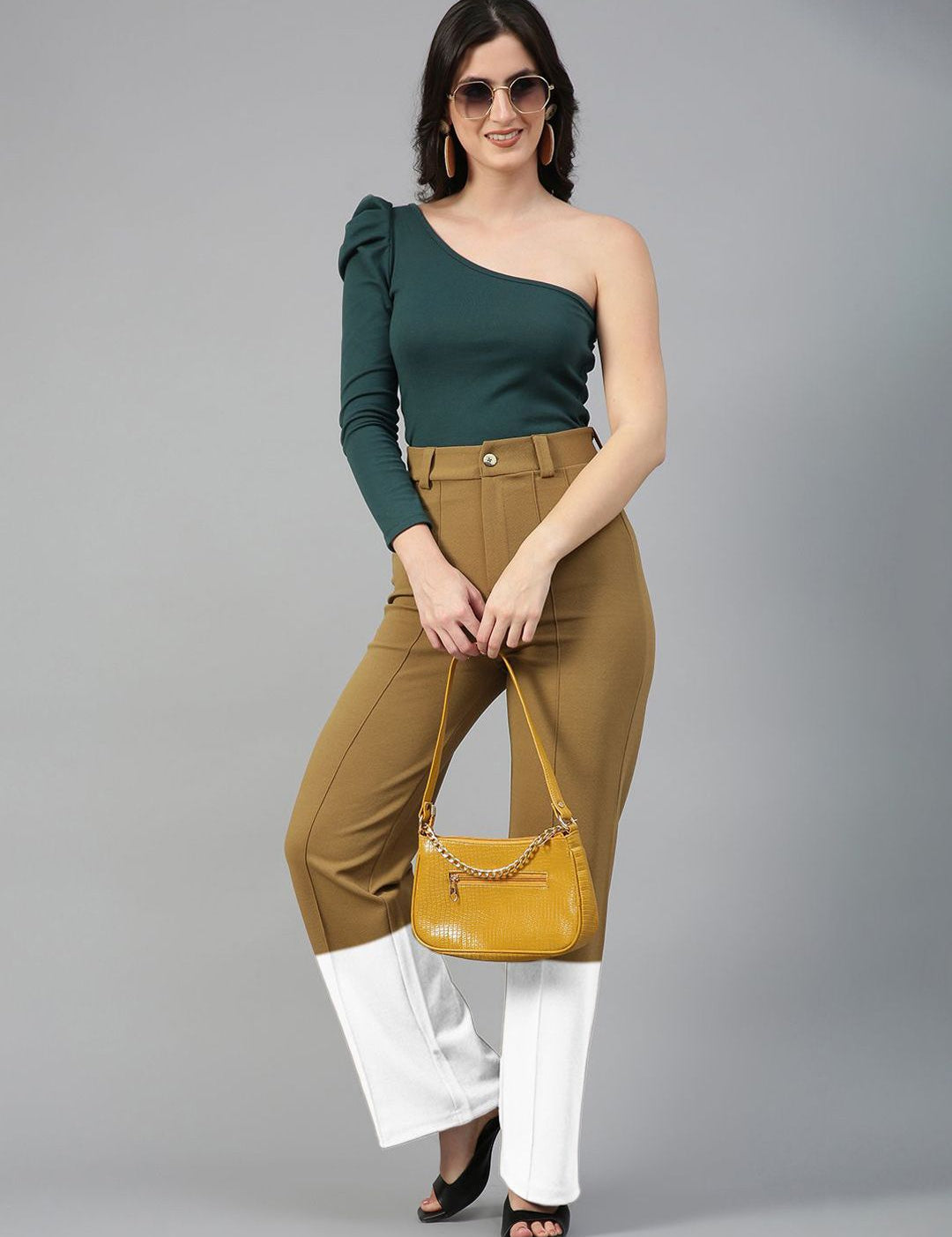 Kotty Women Colourblocked High-Rise Straight Fit Easy Wash Regular Trousers