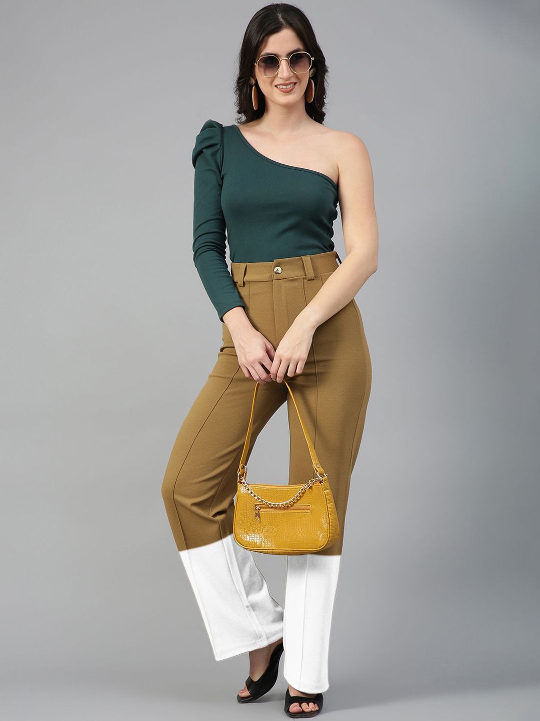 Kotty Women Colourblocked High-Rise Straight Fit Easy Wash Regular Trousers