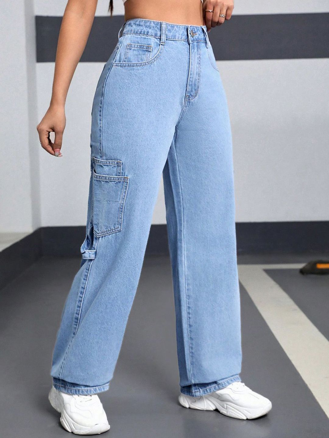 Kotty Women Straight Fit High-Rise Stretchable Jeans