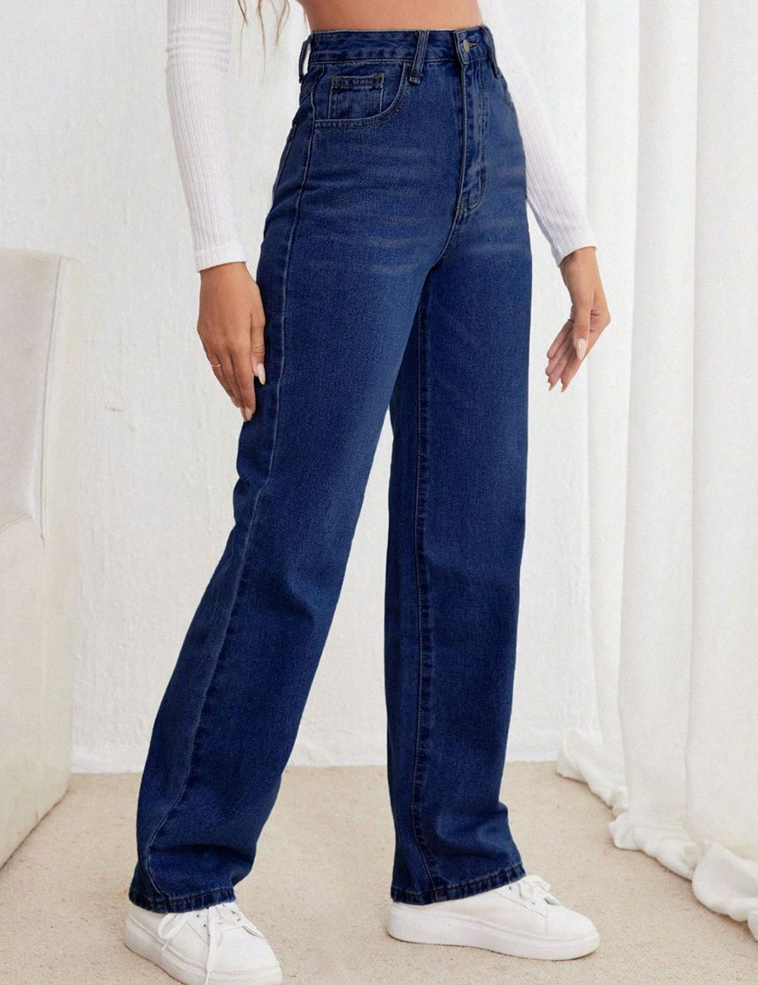 Kotty Women Straight Fit High-Rise Stretchable Jeans