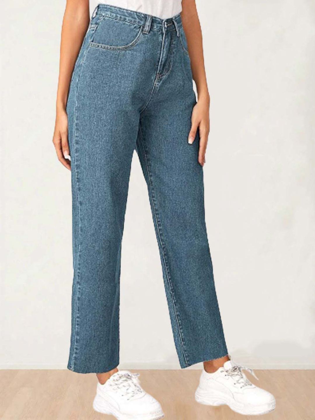 Kotty Women Straight Fit High-Rise Stretchable Jeans