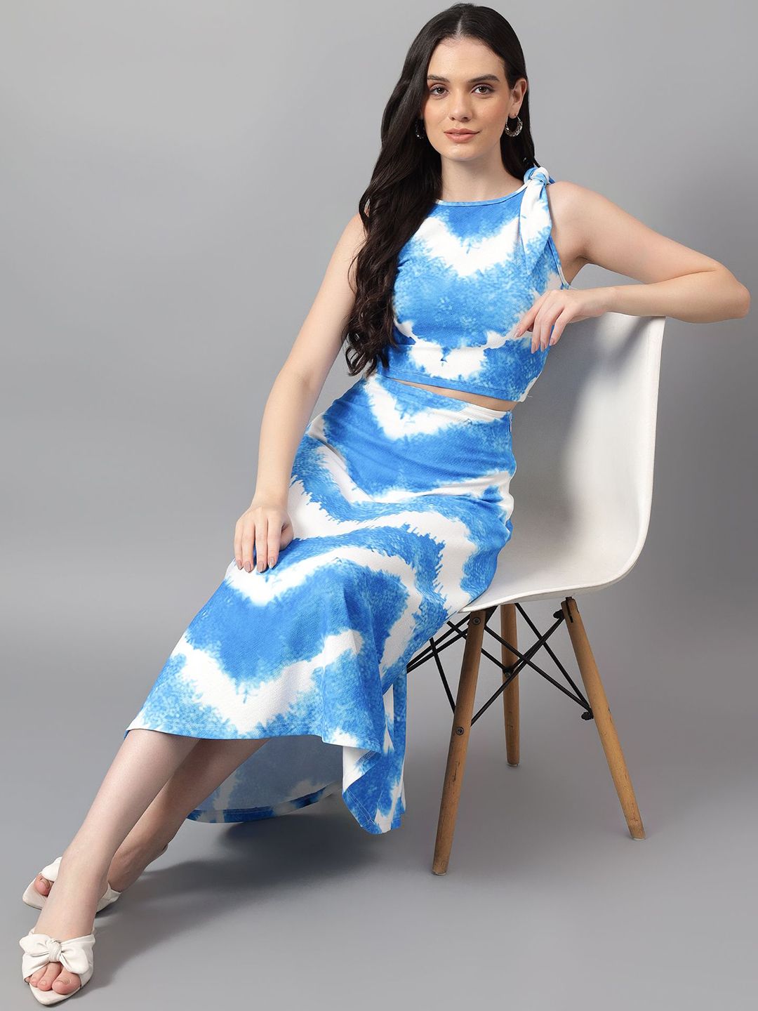 Kotty White & Blue Printed Crop Top & Skirt