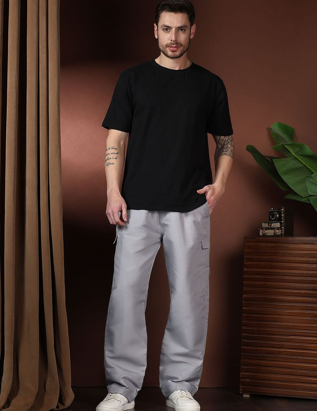 Kotty Men Relaxed Easy Wash Cargos Trousers