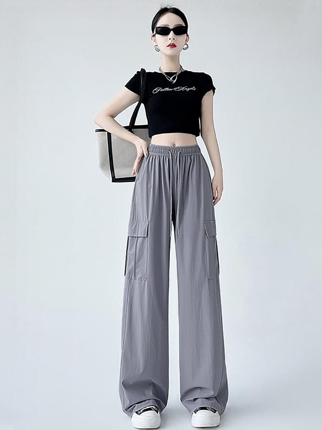 Kotty Women High-Rise Cotton Cargo Trousers