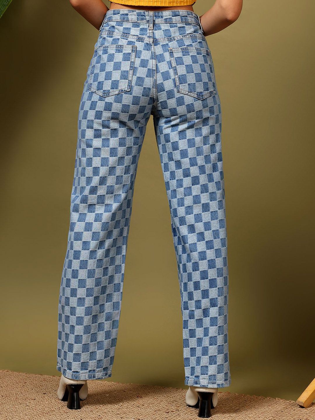 Kotty Women Straight Fit High-Rise Stretchable Jeans