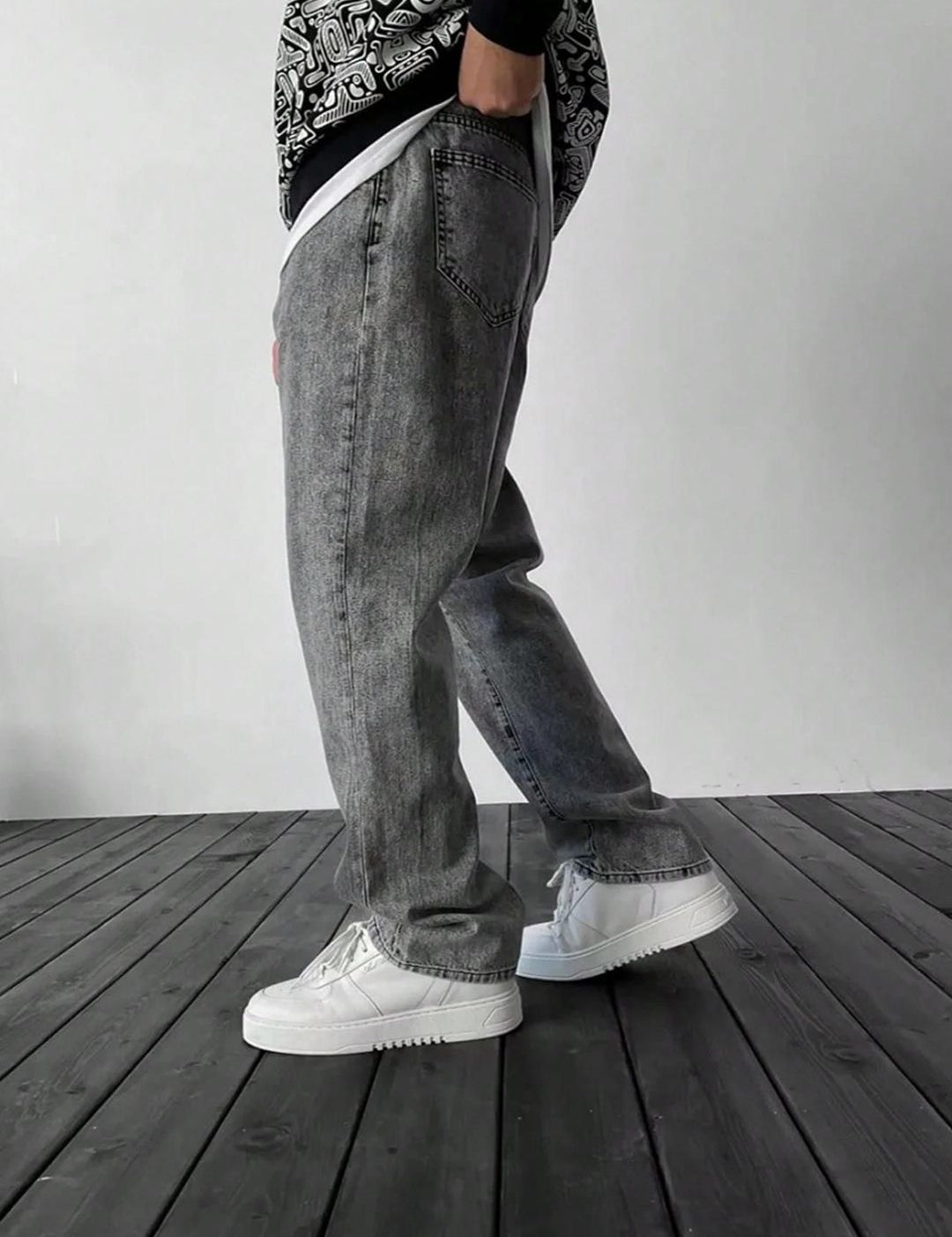 Kotty Men Straight Fit Low-Rise Stretchable Jeans