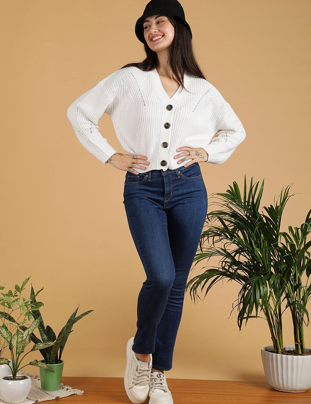 Kotty Women Crop Cardigan