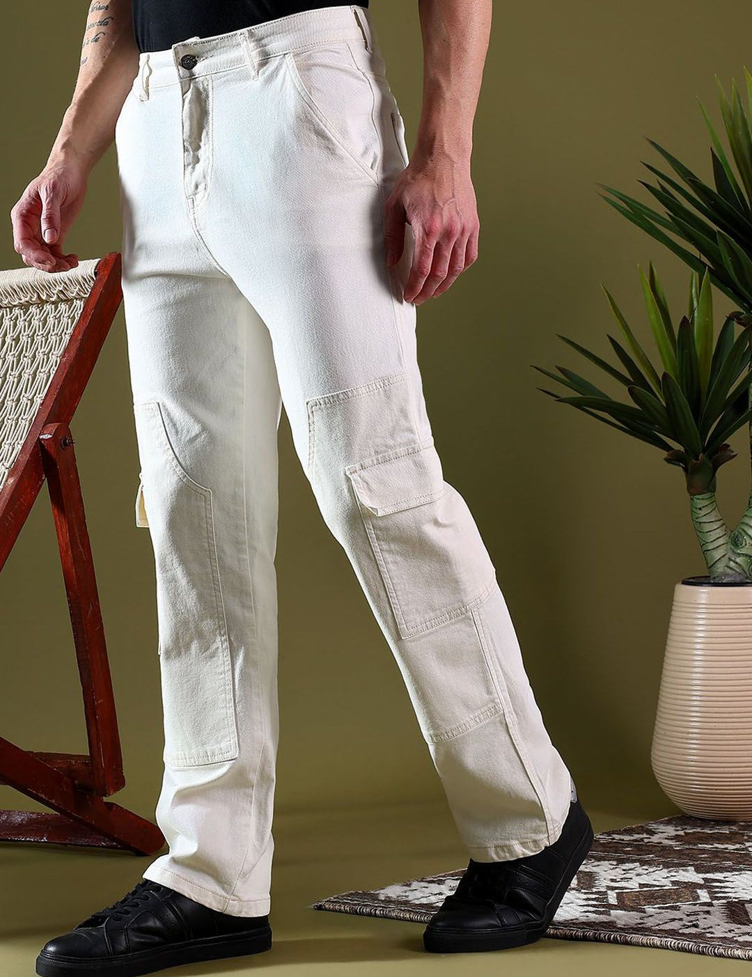 Kotty Men Jean Low-Rise Light Fade Stretchable Jeans