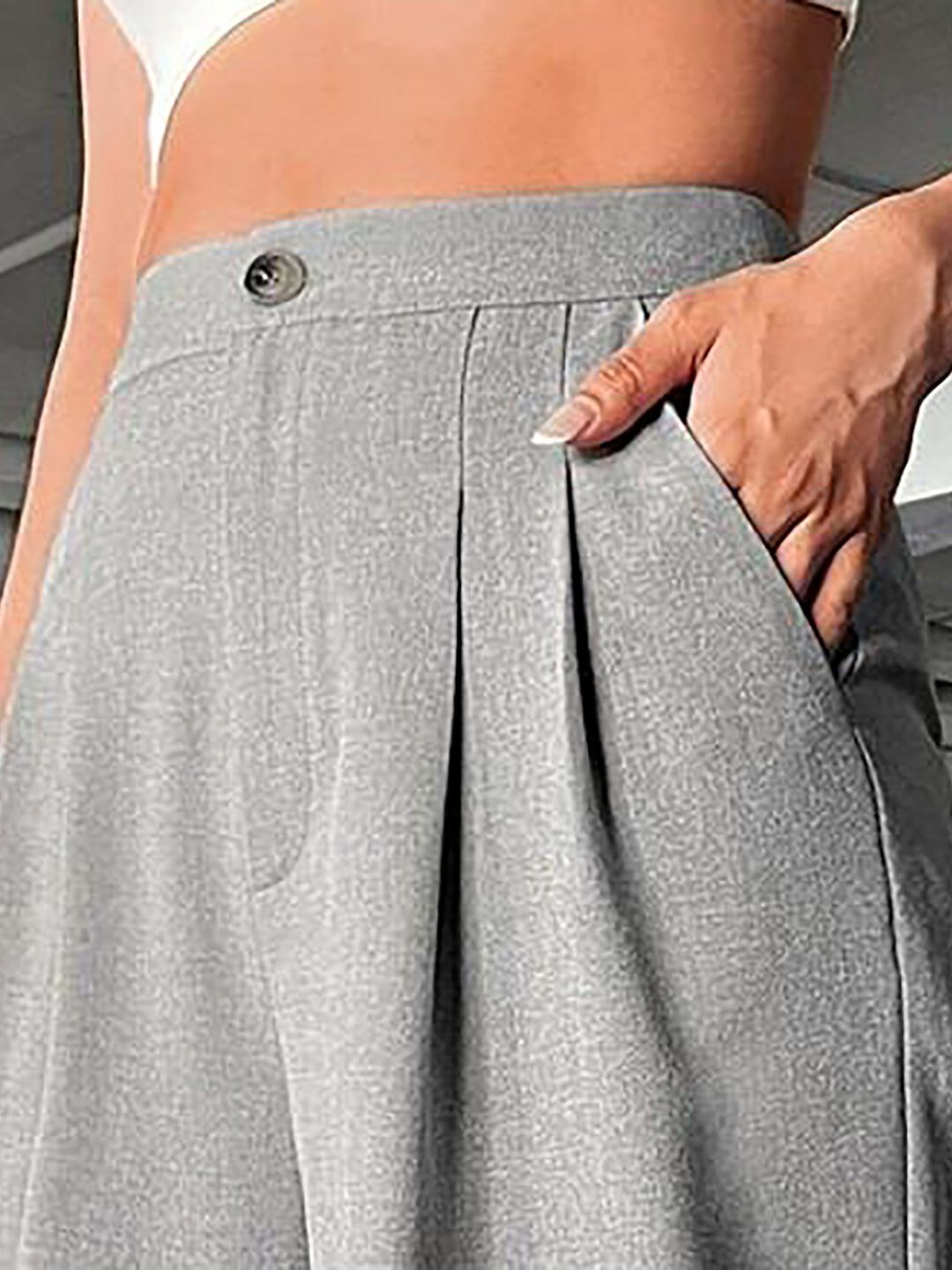 Kotty Women Relaxed Straight Leg Fit High-Rise Easy Wash Parallel Trousers