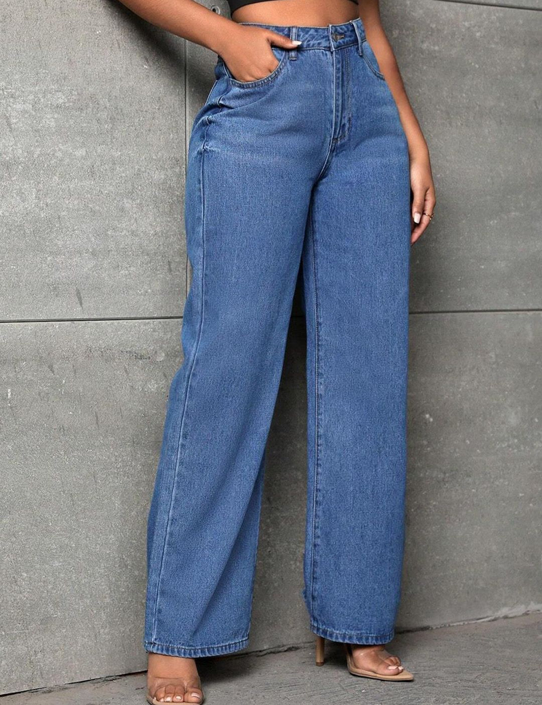 Kotty Women Blue Jean Straight Fit High-Rise Light Fade Clean Look Stretchable Jeans