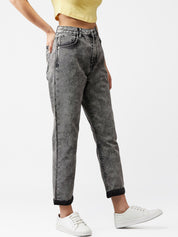 Kotty Women Grey Boyfriend Fit High-Rise Clean Look Jeans