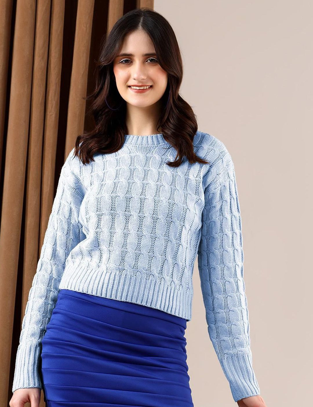 Kotty Women Round Neck Pullover