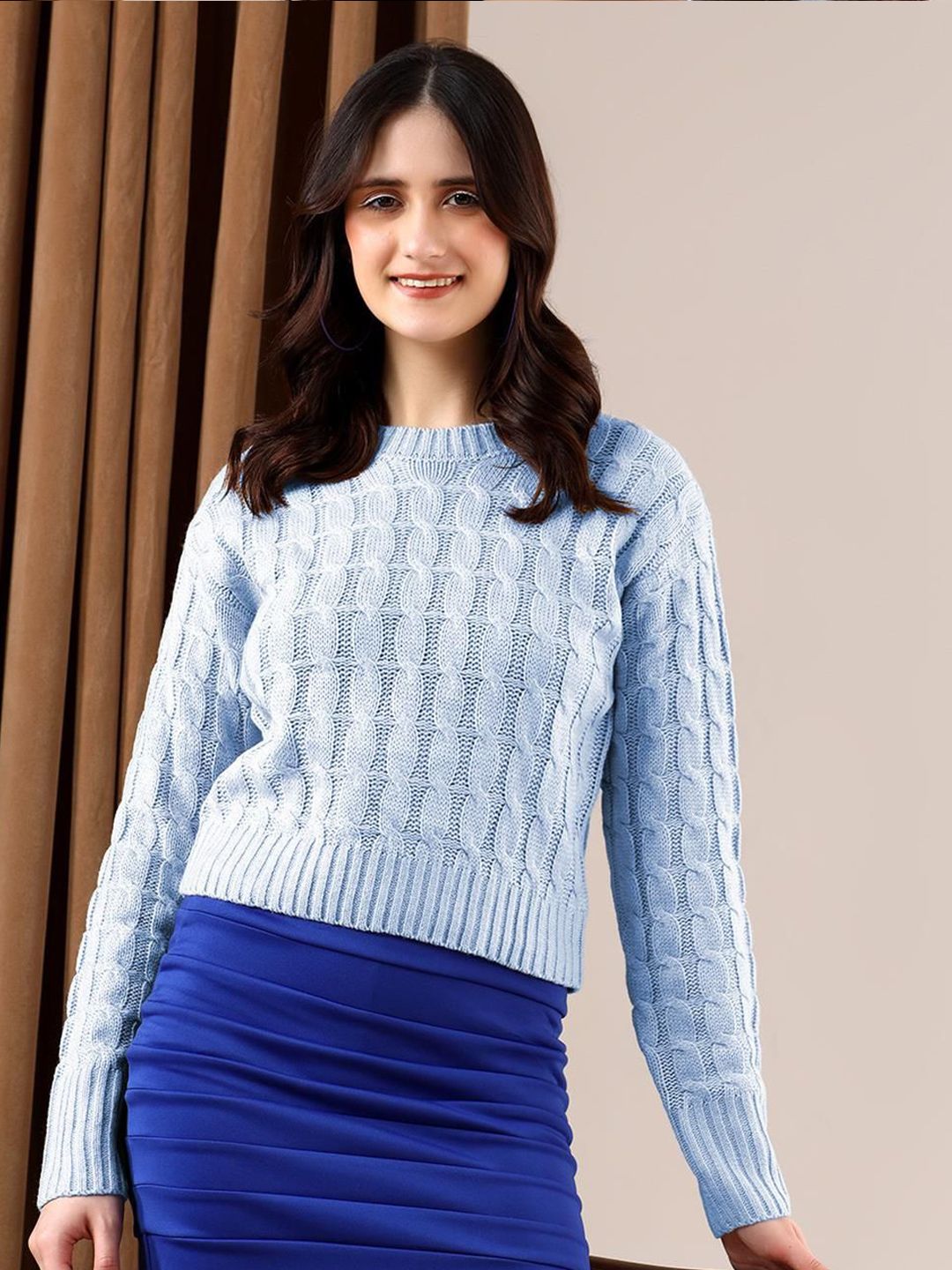 Kotty Women Round Neck Pullover