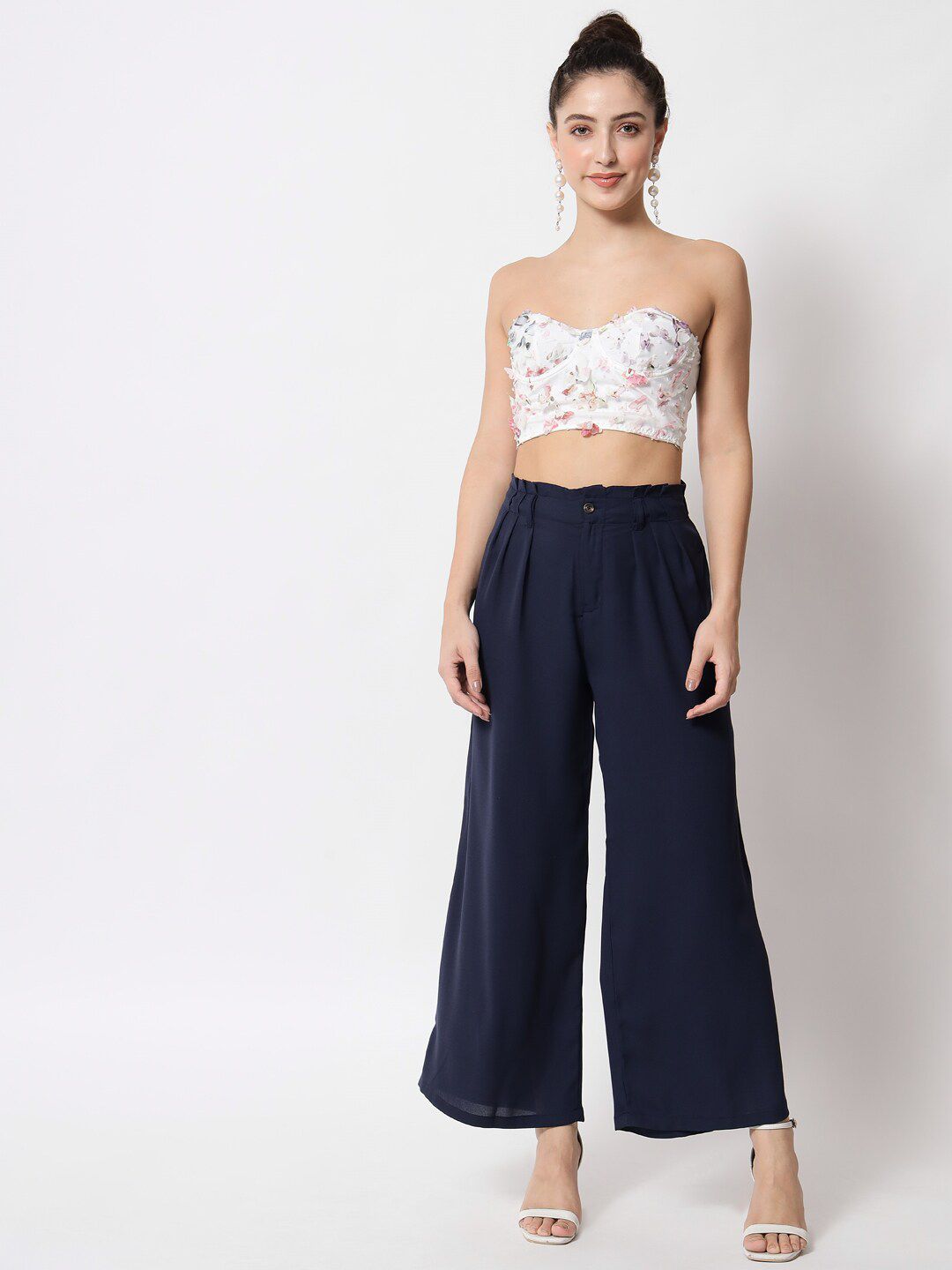 Kotty Women Relaxed Flared High-Rise Easy Wash Pleated Parallel Trousers