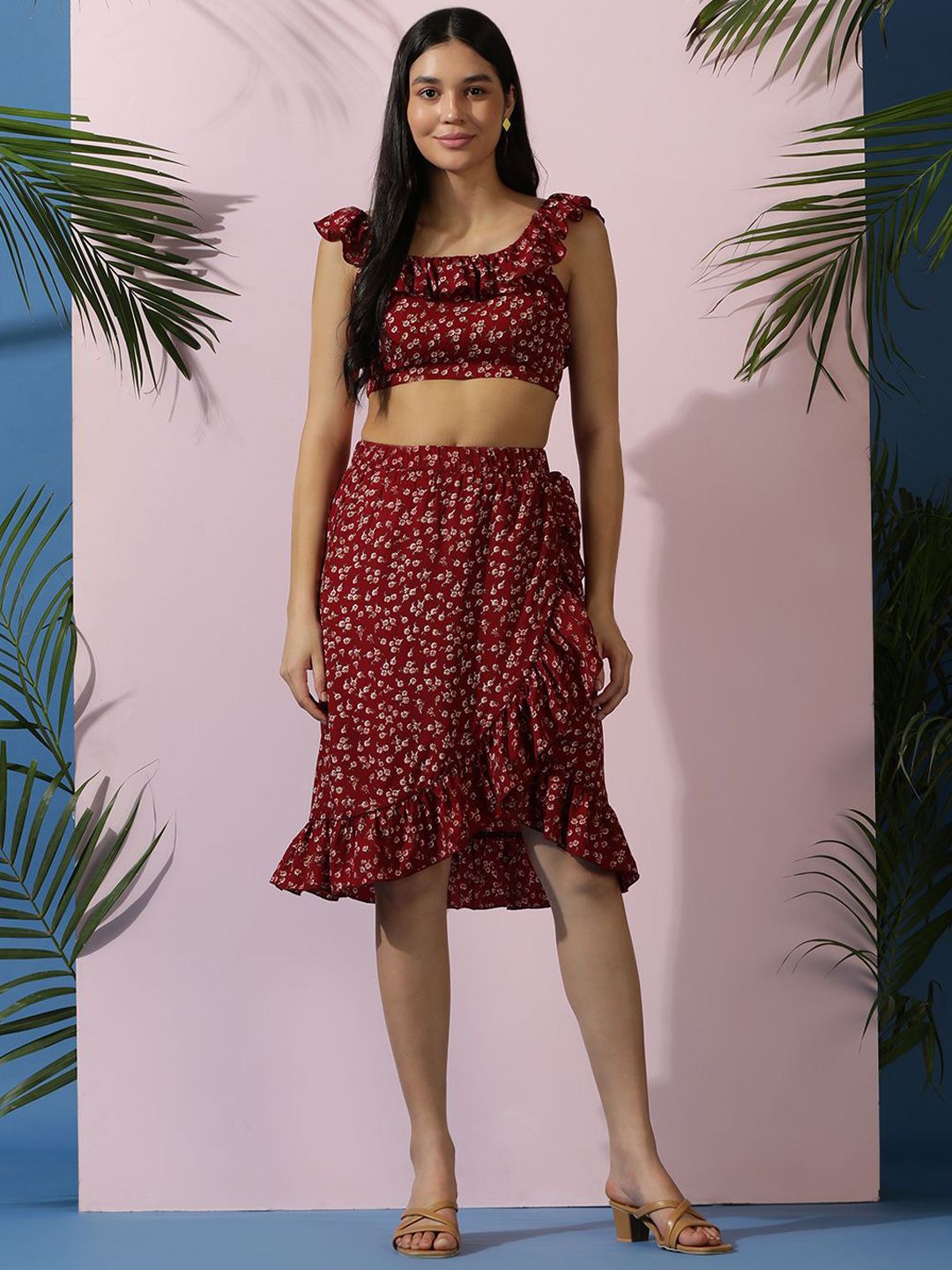 Kotty Maroon Floral Printed Sleeveless Top With Skirt