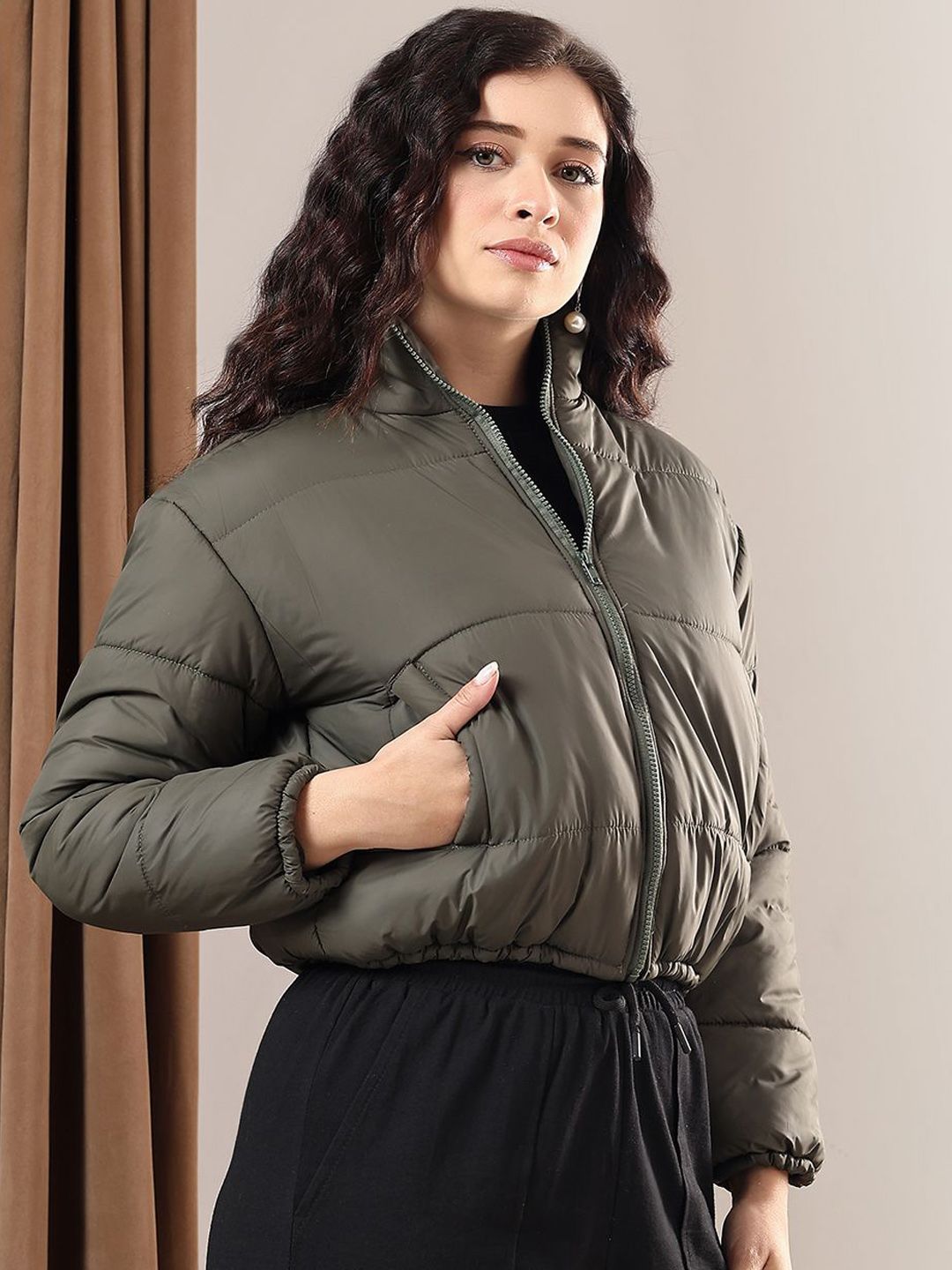 Kotty Women Mock Collar Solid Casual Puffer Insulator Jacket