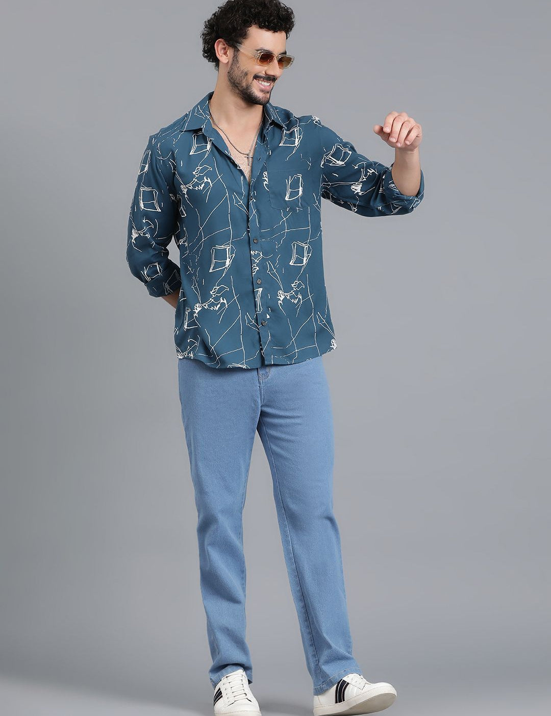 Kotty Men Abstract Printed Spread Collar Casual Shirt