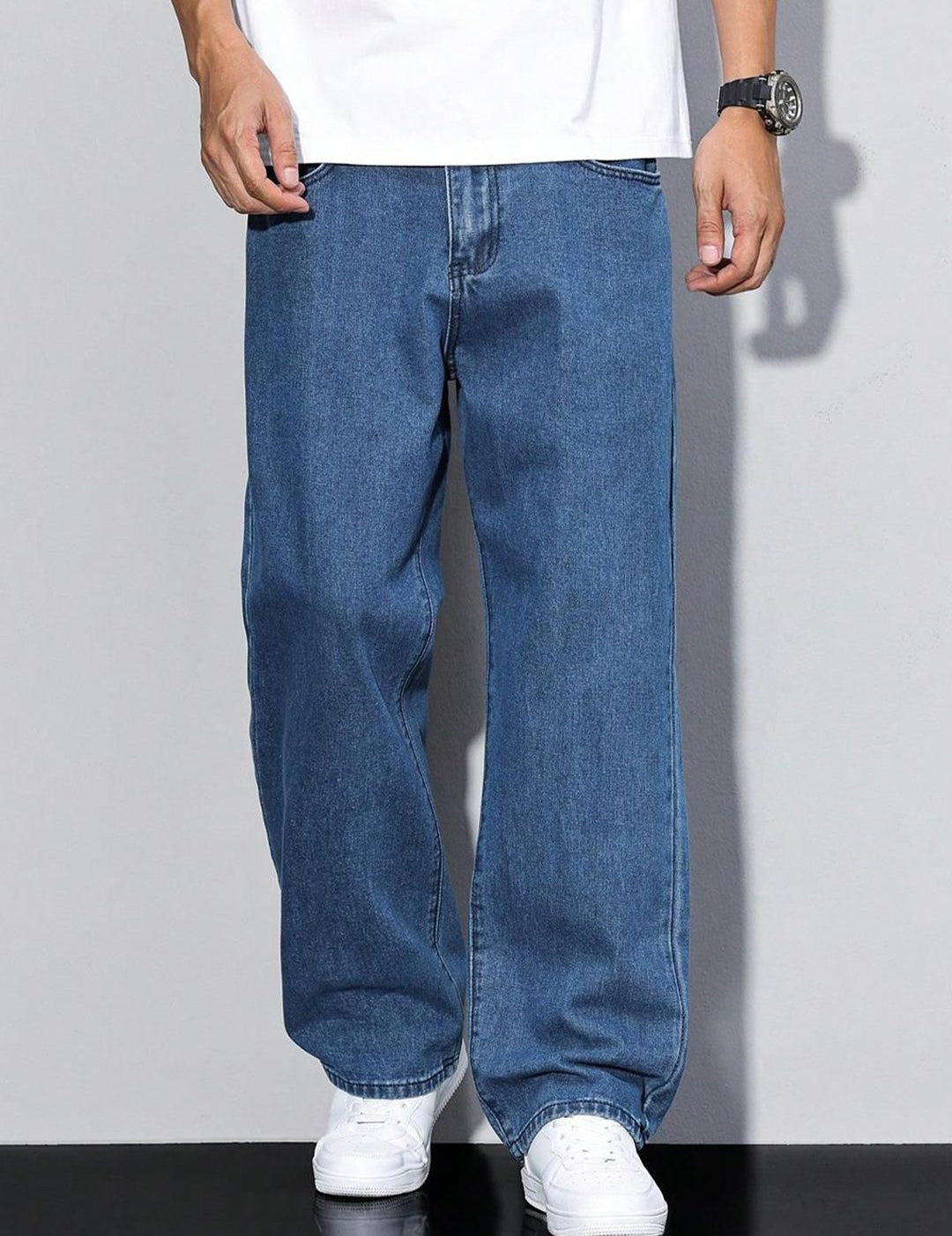 Kotty Men Straight Fit Mid-Rise Stretchable Jeans