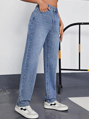 Kotty Women Jean Straight Fit High-Rise Light Fade Stretchable Jeans