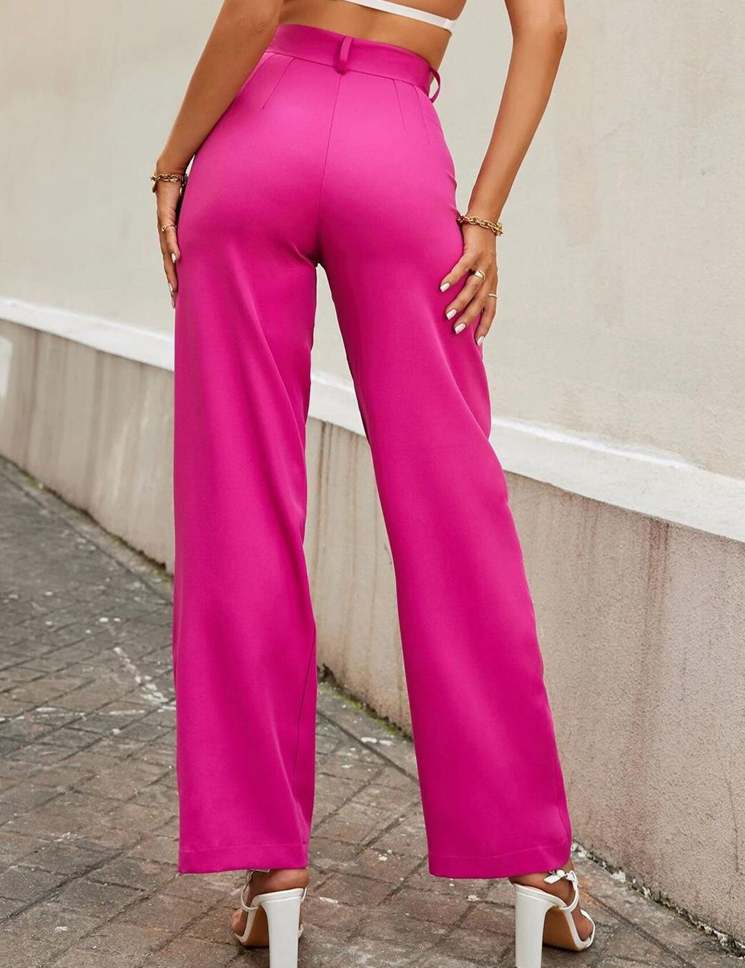 Kotty Women Relaxed Straight Fit High-Rise Easy Wash Parallel Trousers
