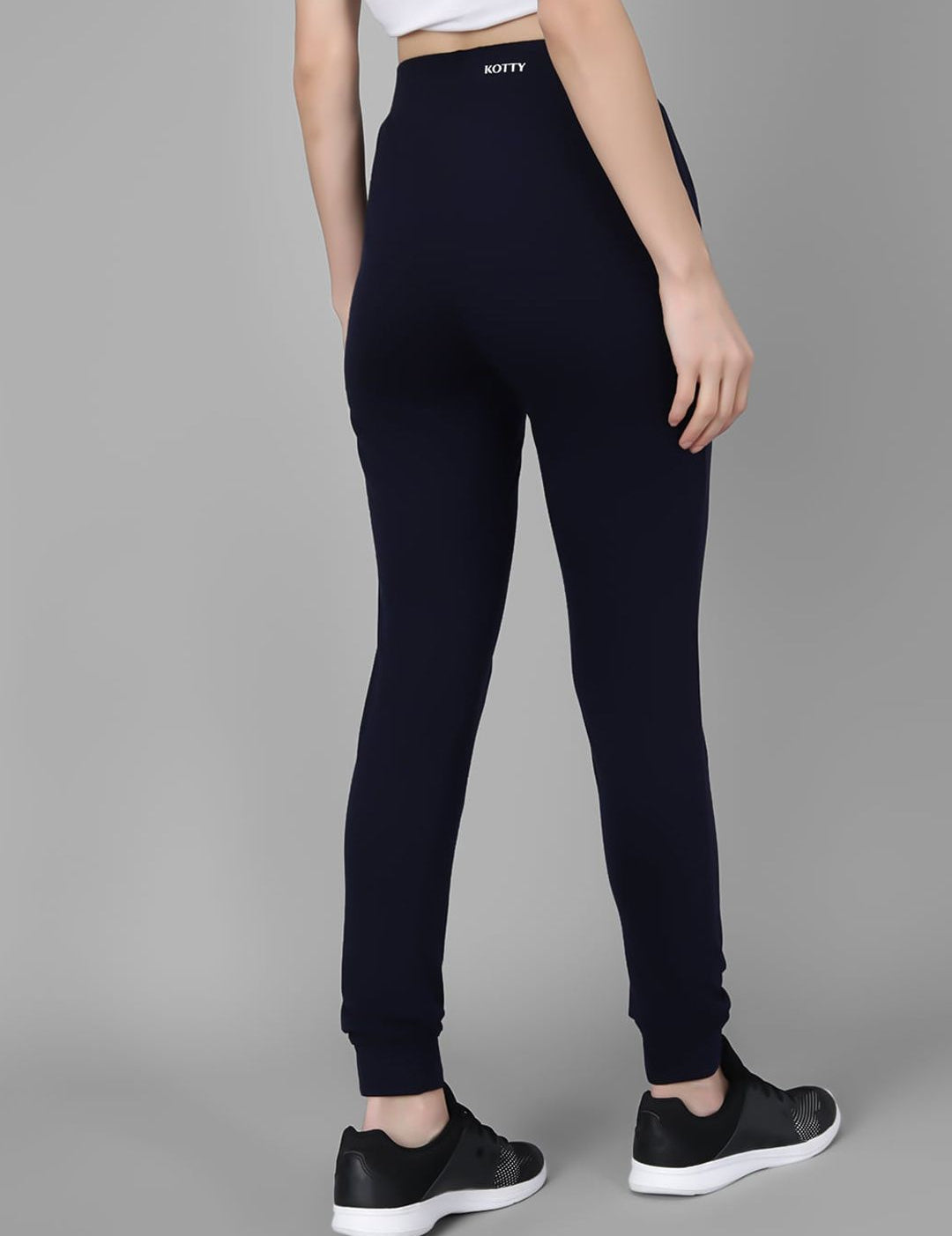 Kotty Women Pack Of 2 Printed Straight-Fit Joggers