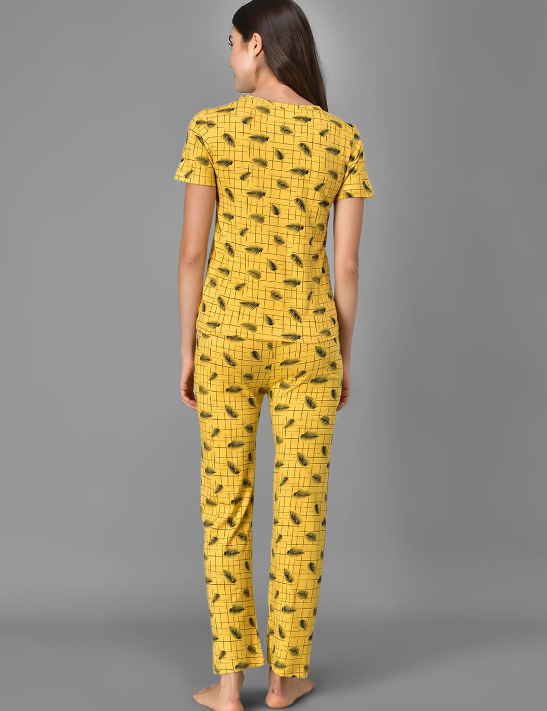 Kotty Women Yellow & Black Printed Night Suit