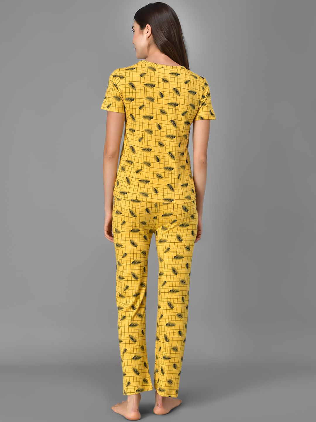 Kotty Women Yellow & Black Printed Night Suit