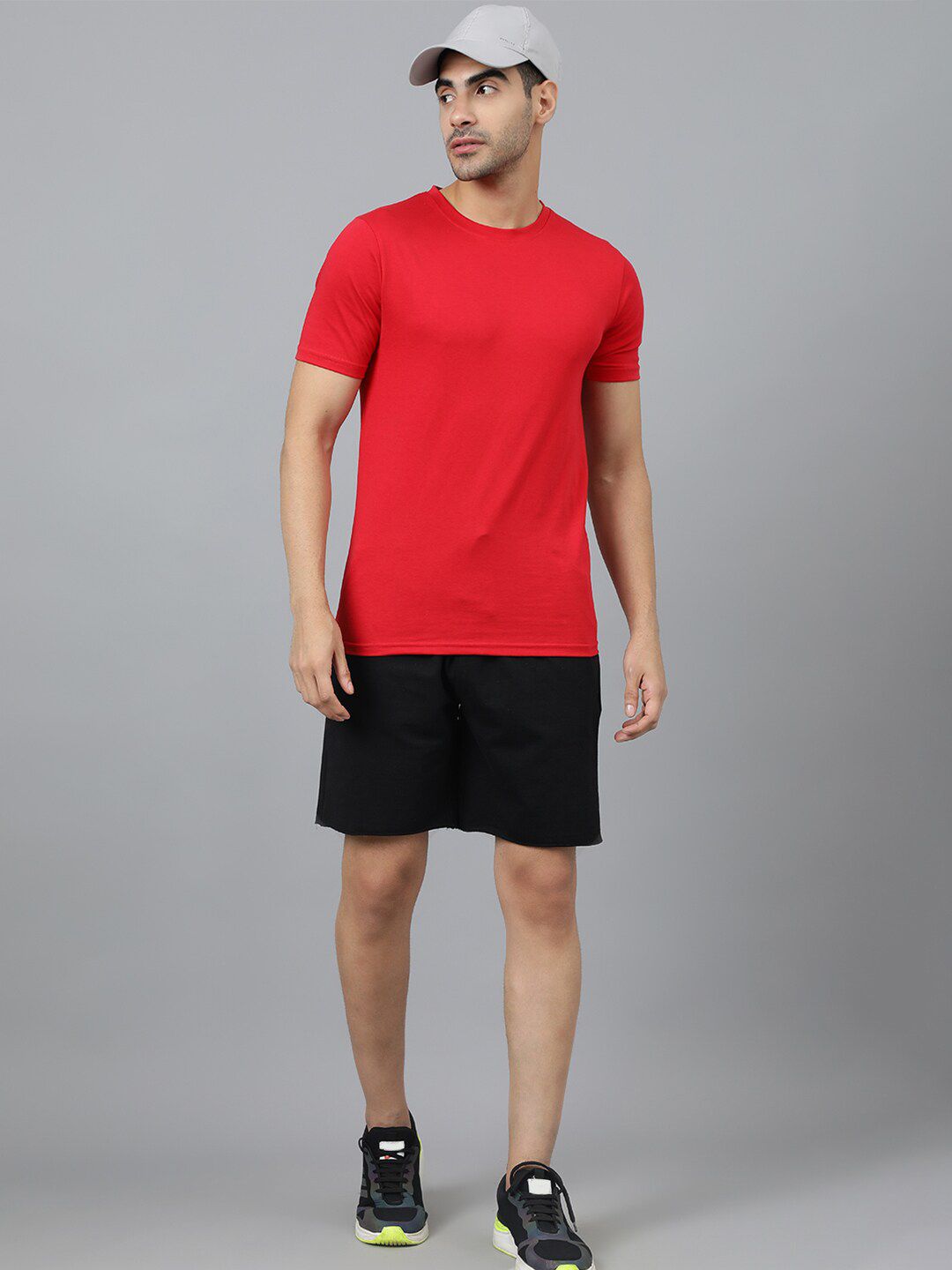 Kotty Men Black Mid-Rise Regular Shorts