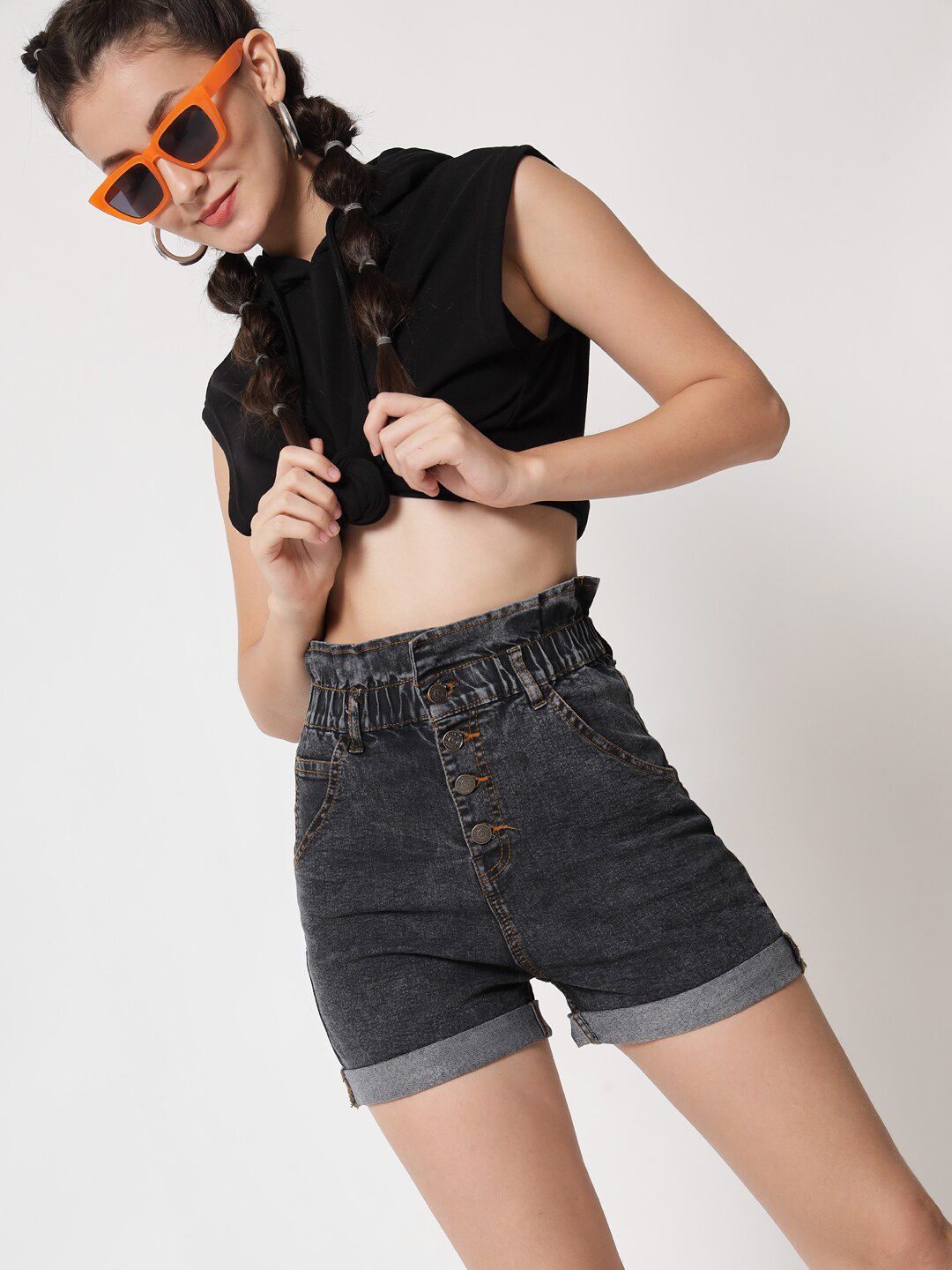 Kotty Women Black Skinny Fit High-Rise Outdoor Denim Shorts