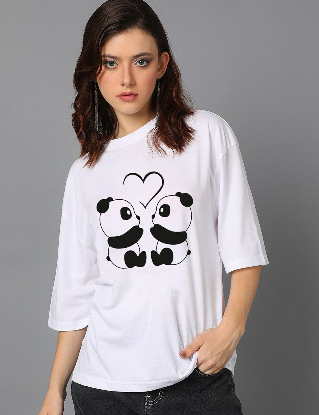 Kotty White Graphic Printed Round Neck Oversized T-shirt