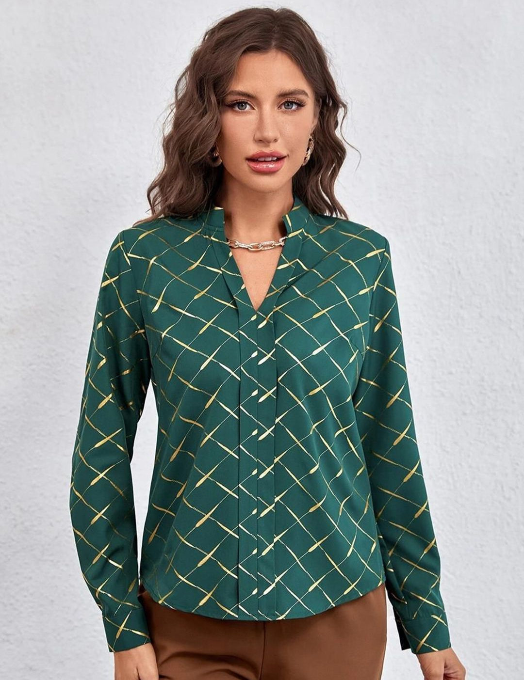 Kotty Geometric Printed Crepe Shirt Style Top