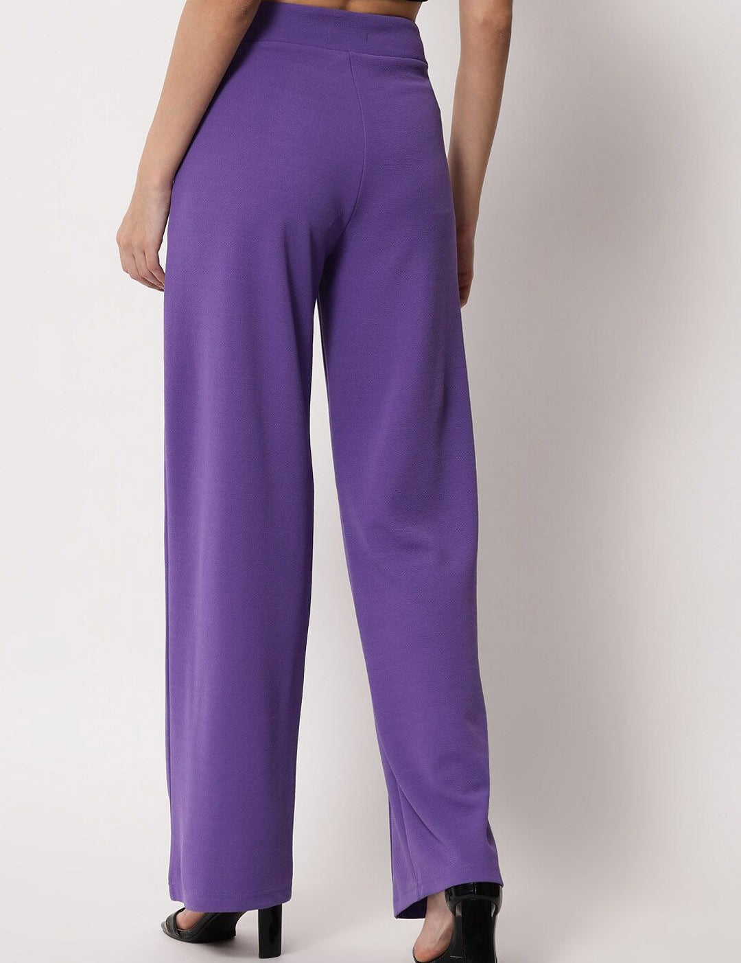 Kotty Women Relaxed Straight Leg Straight Fit High-Rise Easy Wash Trousers