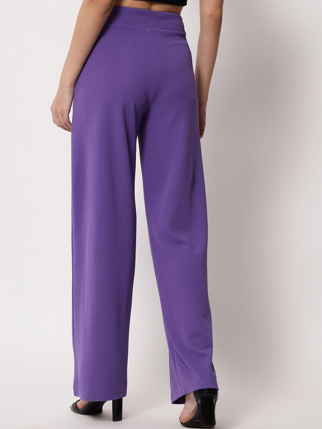 Kotty Women Relaxed Straight Leg Straight Fit High-Rise Easy Wash Trousers