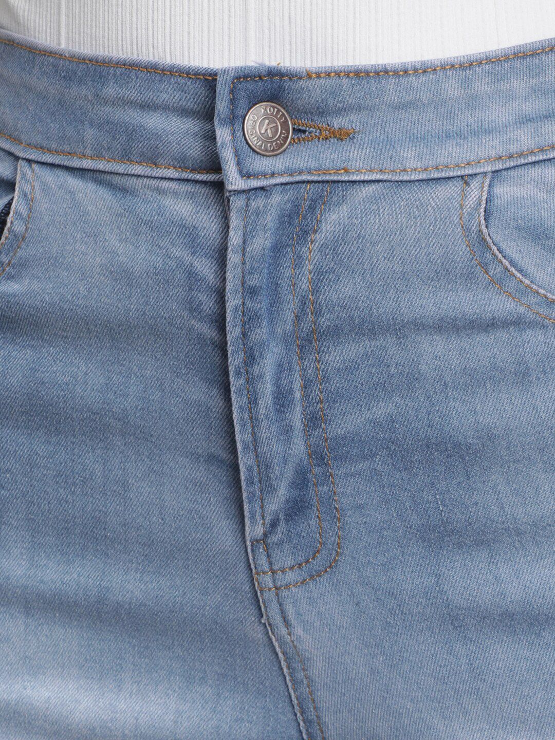 Kotty Women Blue Flared High-Rise Clean Look Jeans