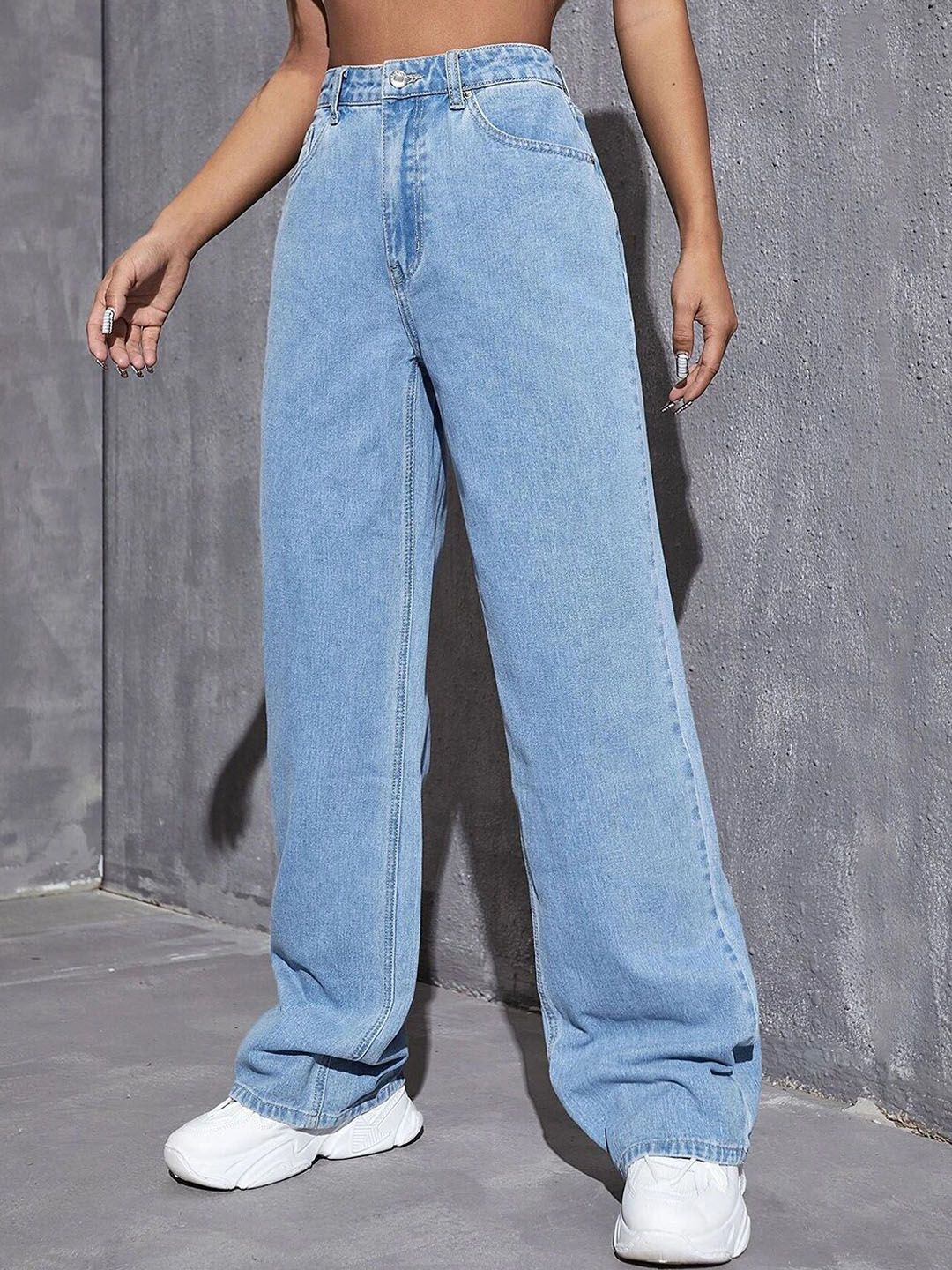 Kotty Women Jean Straight Fit Leg High-Rise Light Fade Stretchable Jeans