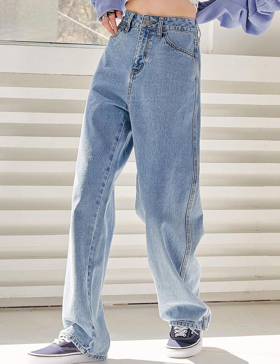 Kotty Women Jean Straight Fit High-Rise Clean Look Stretchable Jeans