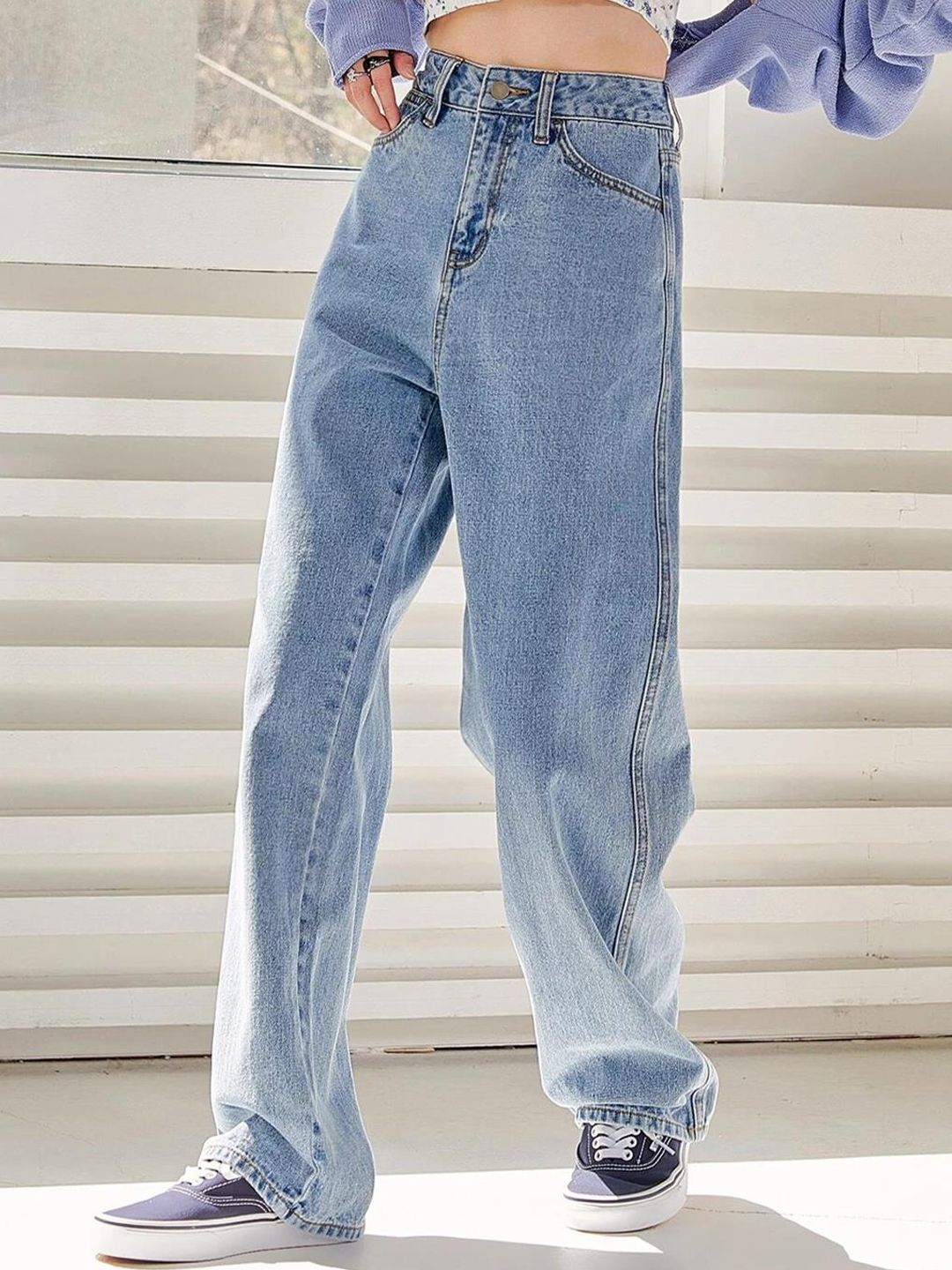 Kotty Women Jean Straight Fit High-Rise Clean Look Stretchable Jeans