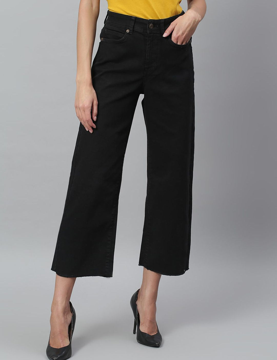 Kotty Women Black Flared High-Rise Clean Look Jeans