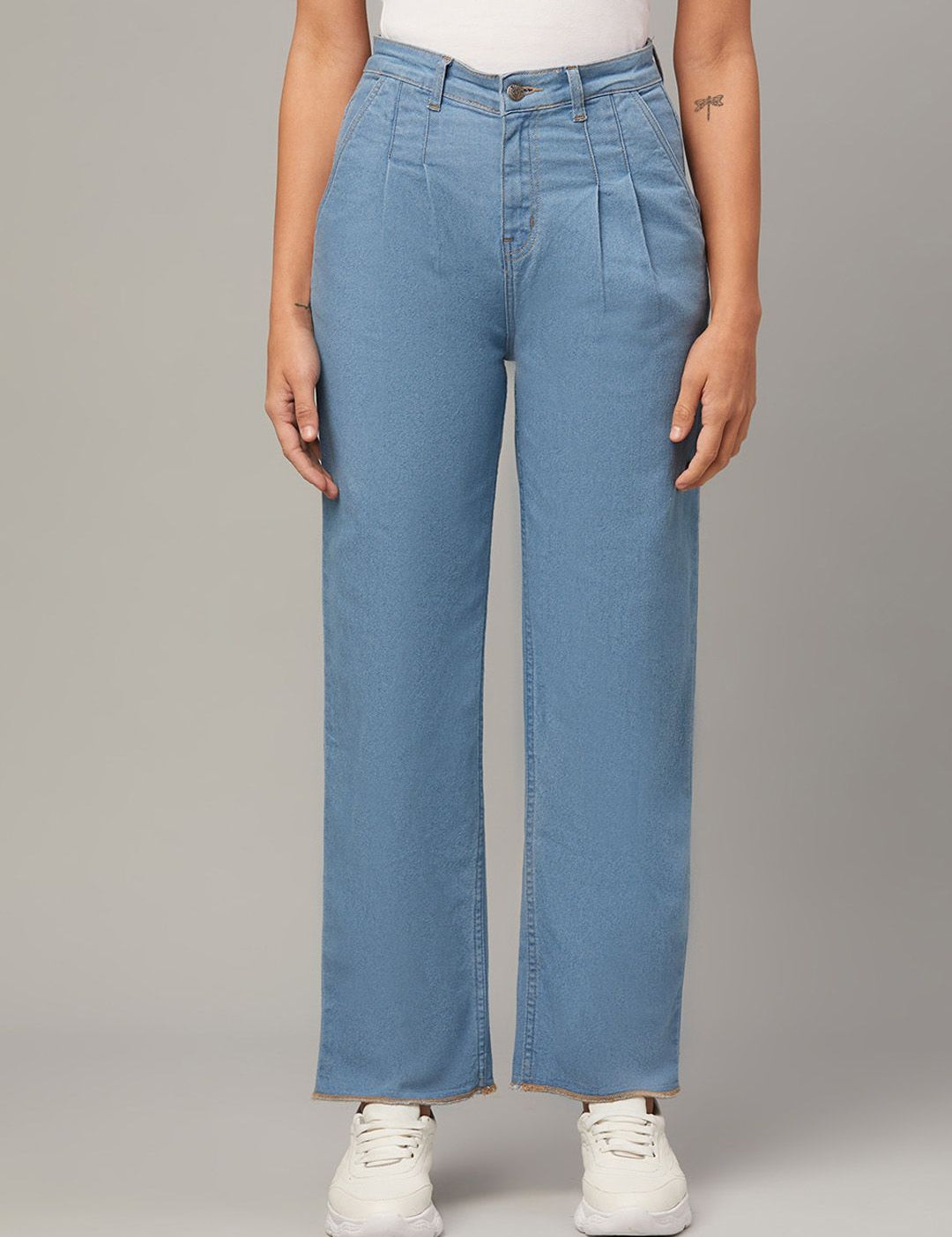 Kotty Women Jean Straight Fit High-Rise Jeans