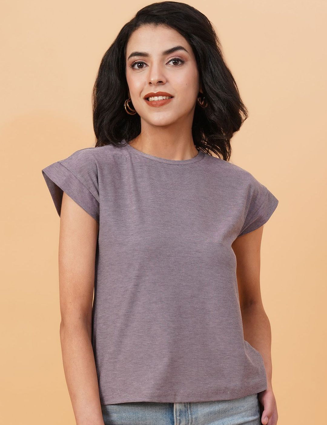 Kotty Women Solid Round Neck T-shirt