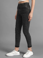 Kotty Women Grey Slim Fit High-Rise Clean Look Jeans